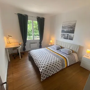 Appartement Fabuleux T3 ,85 M2 ,en Résidence Calme Avec Grand Parking Gratuit Privé, Saint Gaudens